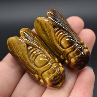 Colgante de piedras preciosas curativas cigarra tallada en 