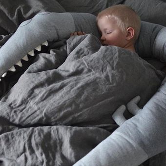 Ropa de cama para bebé recién nacido cuna infantil parachoques de cuna de dibujos animados almohada de cocodrilo accesorios de decoración para habitación de bebé valla de cama 