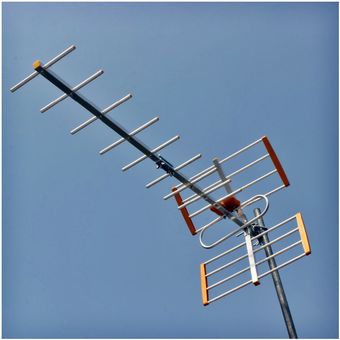 Antena Tdt Exterior Steren Uhf De 20 Elementos Aérea Hdtv