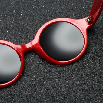 Gafas de sol de moda para mujer PC Marco de PC Resina Len Viaje Gafas de gafas 
