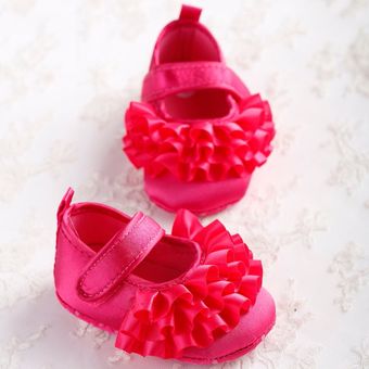 Zapatos de los bebés flores del cordón suave Único recién nacido princesa zapatos rojos. 