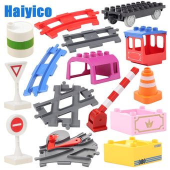 Grandes accesorios de bloques de construcción compatibles con Duplos tren de pista carteles de tráfico carriles de remolque carriles de ferrocarril juguetes para niños HON 