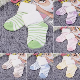 Calcetines de toalla de niños cálidos gruesos calcetines suaves calcetines de bebé lindos colores 