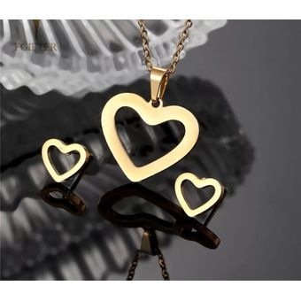 Conjunto Collar y aretes corazon en acero inoxidable-Dorado 