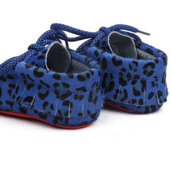 Zapatosebéuero genuinozado suave leopardo 