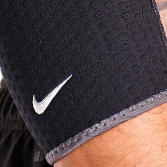 Codera Nike Unisex Negro Sleeve Gym 9337011020