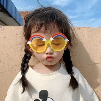 lentes de sol infantiles a la moda decoración de marca de lujo Gafas de sol con diseño de dibujos animados para niños protección UV de policarbonato 2021 