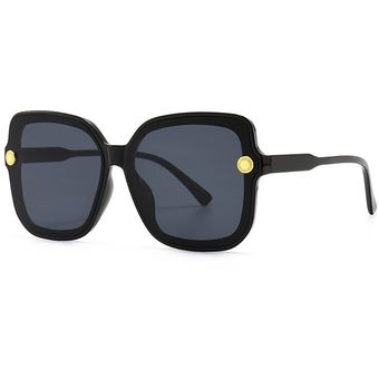 Gafas de sol cuadradas retro con una gran caja de gafas demujer 