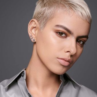Base líquida Pro Longwear Nourishing Waterproof 