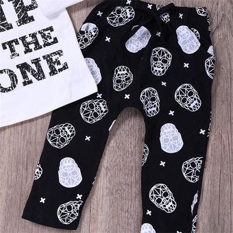 Camiseta de manga larga de algodón de niño con letra de impresión pantalones con patrón de cráneo 