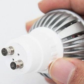 Caliente 85-265V E27 Jefe XML 3x3W 9W LED de ahorro de energía blanca del bulbo 630 LM blanco cálido 