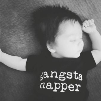 Unisex manga corta Romper Gangsta Napper letra letra bebé 