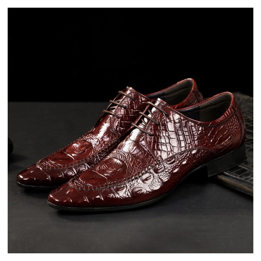 Zapatos Zapatos para hombre Oxford y con punto en ala Zapatos Oxford de cuero en relieve de cocodrilo genuino hecho a mano para hombres 