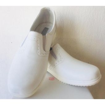 zapato clinico blanco