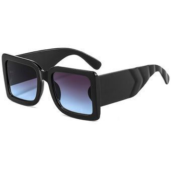 Gafas de sol cuadradas de la marca Wergasun con gafas demujer 