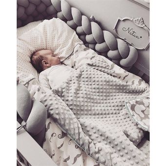 4 trenzas nudo de felpa puro Protector de parachoques de cuna decoración de cama de bebé decoración de habitación infantil Parachoques de cama de bebé de 2M de longitud 