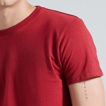 Camiseta Básica Cuello Redondo - Ostu