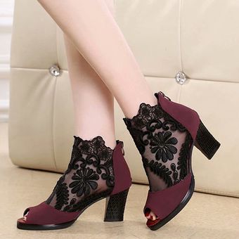 Tacones Altos con Encajes Rojo 