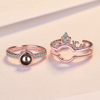 Te Amo Proyectando Un Anillo De Corona A Una Mujer Amante De 