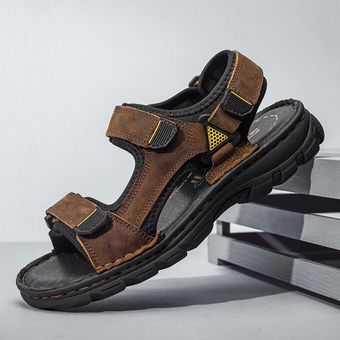 Tamaño grande 48 Sandalias hechas a mano para hombre Verano Nuevos zapatos de playa Zapatos para vadear Marrón 