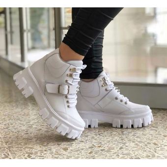 Botas color best sale blanco para mujer