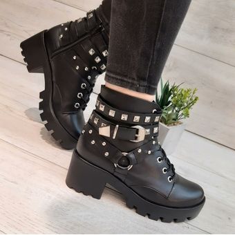 Botas Madison Negras Con Taches Para Mujer Outfit Cool | Linio Colombia -  OT009FA0KM0NVLCO